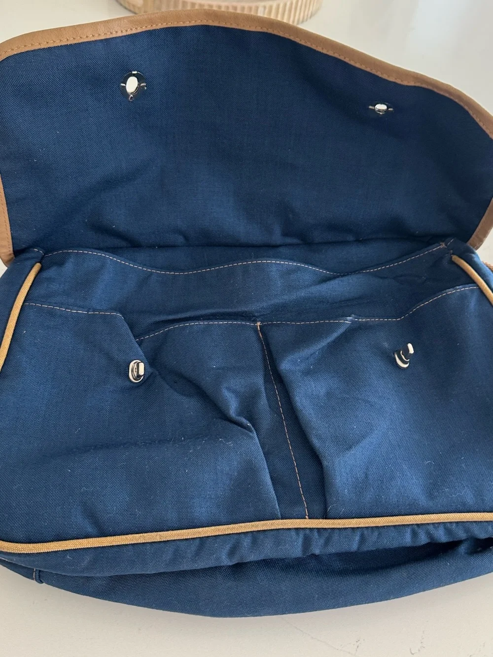 Vintage Andiamo canvas travel/tote bag, Navy Canvas, Turnlock Front pockets